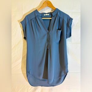 Pleione Short Sleeve Blouse - size XS